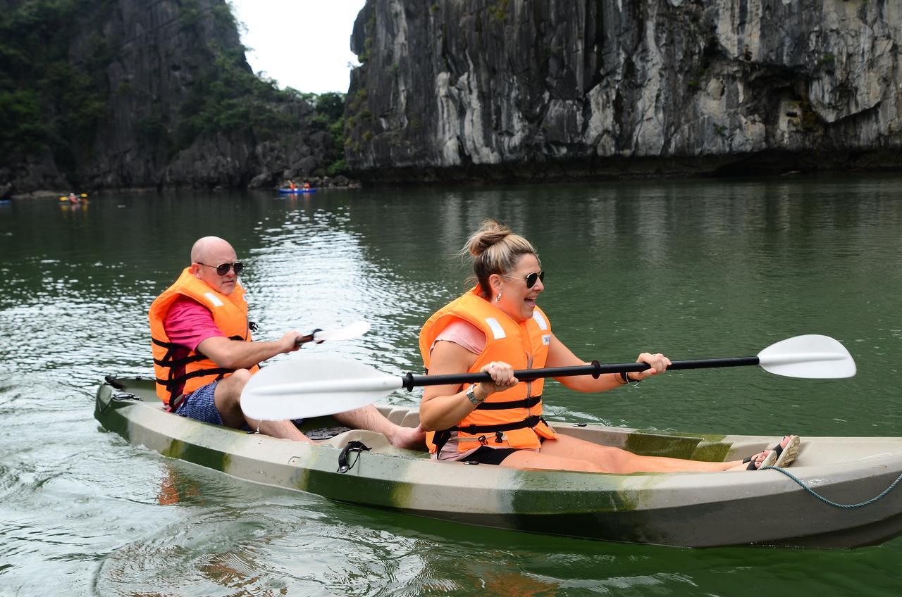 Hotel Margaret Cruises Ha Long Exterior foto
